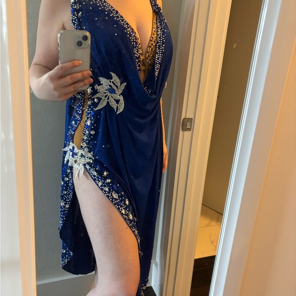 Latin Rhythm Competition Dress - Picture 3 of 12